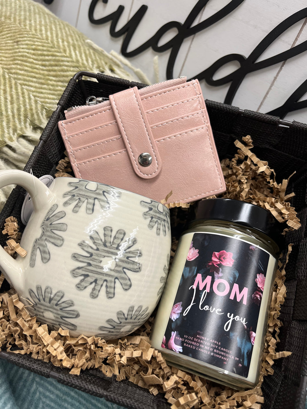 MOM #6 Gift Set